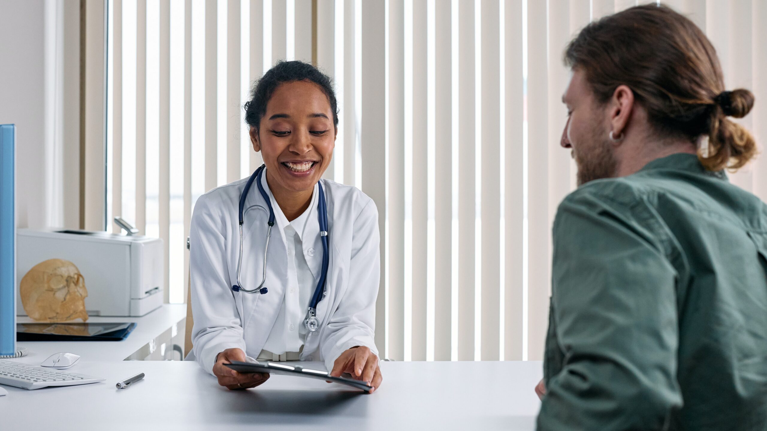 Person speaking with a doctor